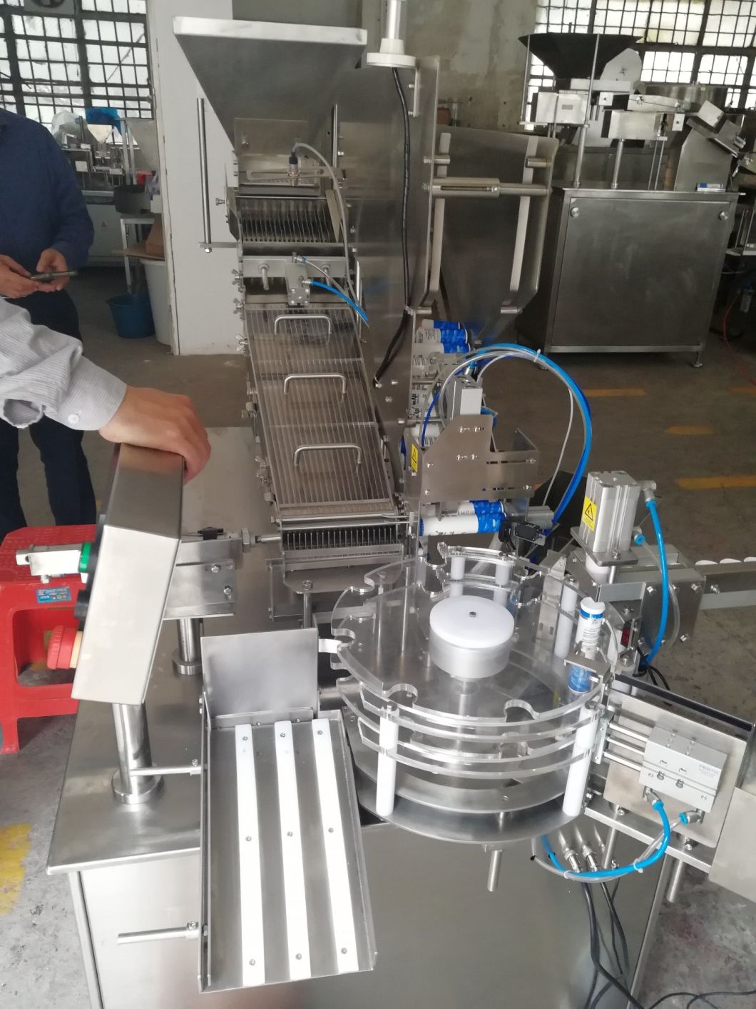 Empaquetadora de conteo de tabletas efervescentes de vitamina C con estándares GMP