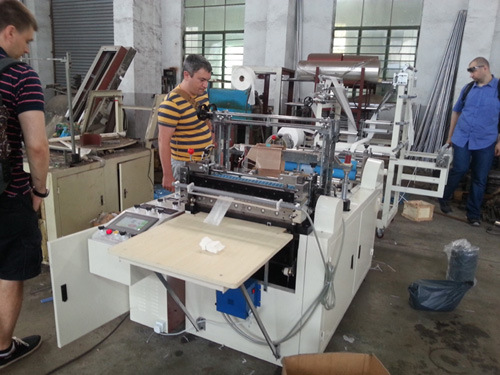 Máquina de embalaje de fabricación de bolsas de papel de té o café de buena calidad con pantalla táctil PLC