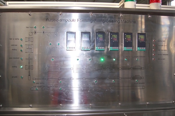 Probióticos líquidos orales / máquina de llenado y sellado de ampollas de plástico de vitamina