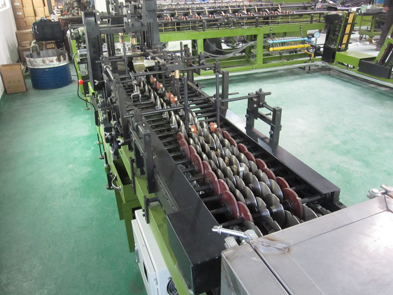 Suministro de fábrica Máquina formadora de ampollas horizontal serie Wac de silicio con bajo contenido de boro (1-20 ml)