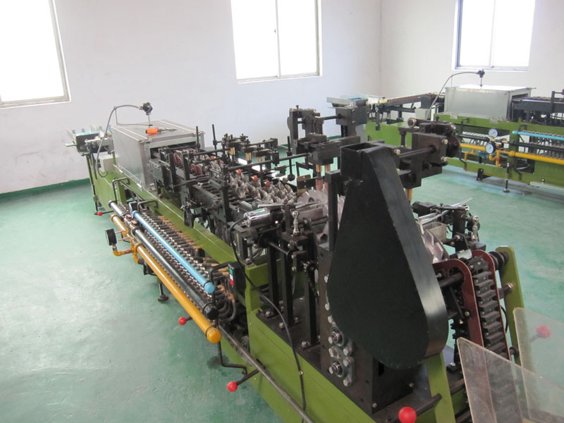 Suministro de fábrica Máquina formadora de ampollas horizontal serie Wac de silicio con bajo contenido de boro (1-20 ml)