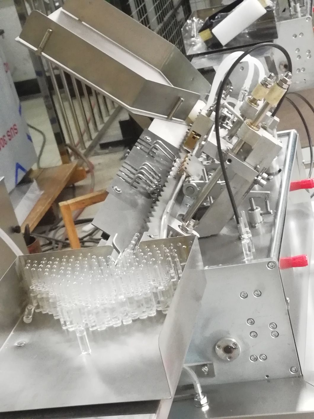 Inyección líquida cerrada de la máquina del lacre del relleno de la ampolla de Bsit