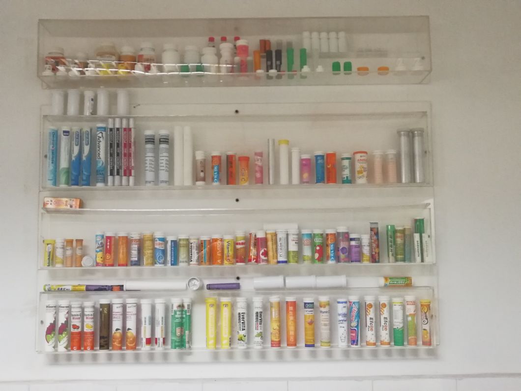 Fábrica de fabricación Máquina de llenado de tabletas de botella recta / Máquina de envasado de tabletas efervescentes (BSP40A)