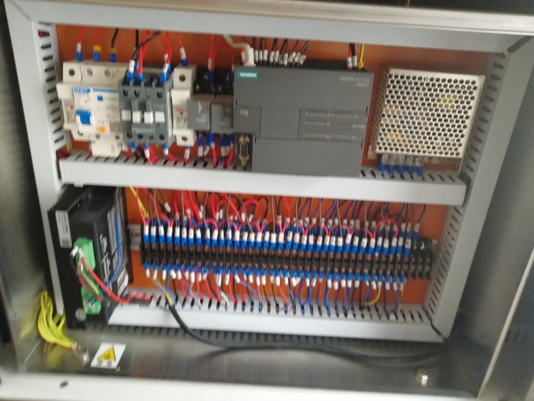 Tableta efervescente en la máquina empacadora de conteo de tubos con cubierta de vidrio