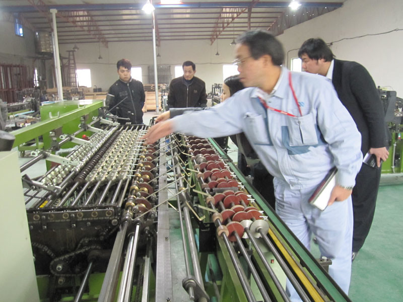 Suministro de fábrica Máquina formadora de ampollas horizontal serie Wac de silicio con bajo contenido de boro (1-20 ml)