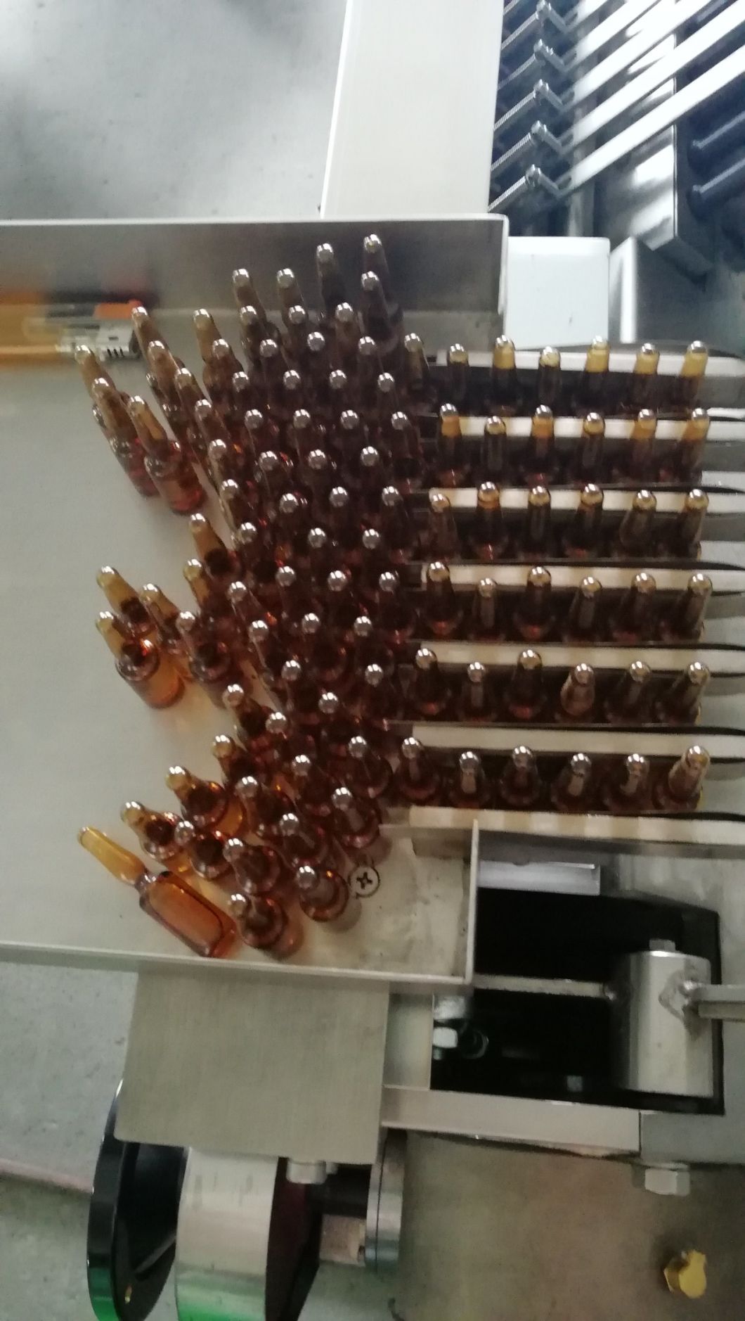 Máquina de trefilado y sellado de ampollas farmacéuticas de 1-10ml (AFS-4)