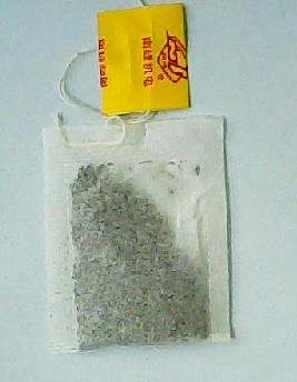 3 ~ 5 Bolsitas de té en una máquina de bolsas de té de una sola cámara con sobre termosellado (DXDC8V)