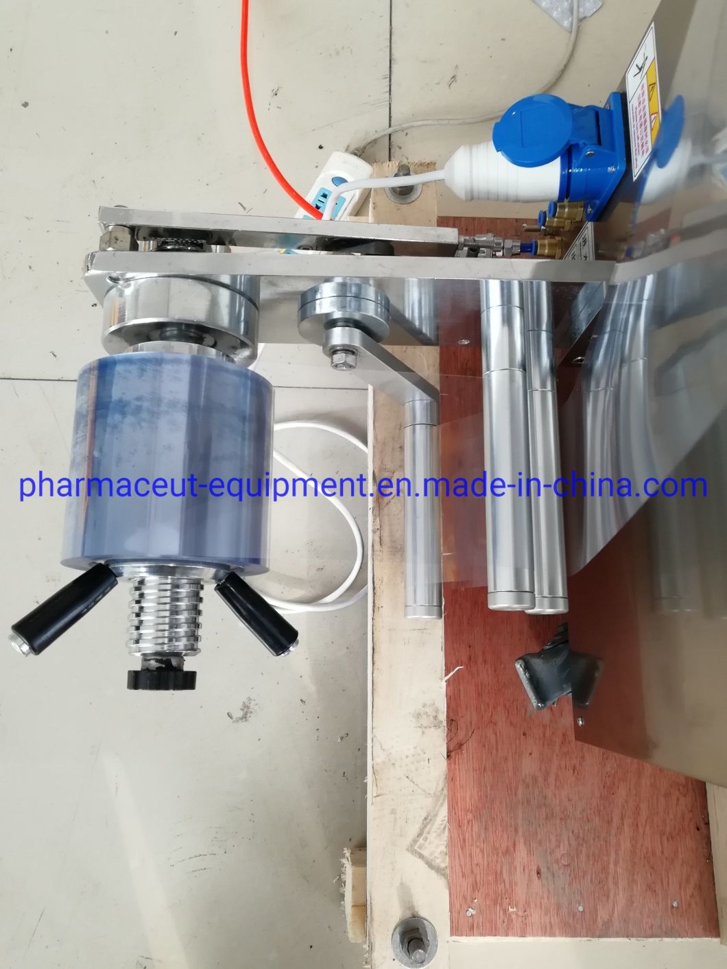 Dpp-88-120 Машина для блистерной упаковки меда/джема/шоколада/масла с GMP Dpp- 