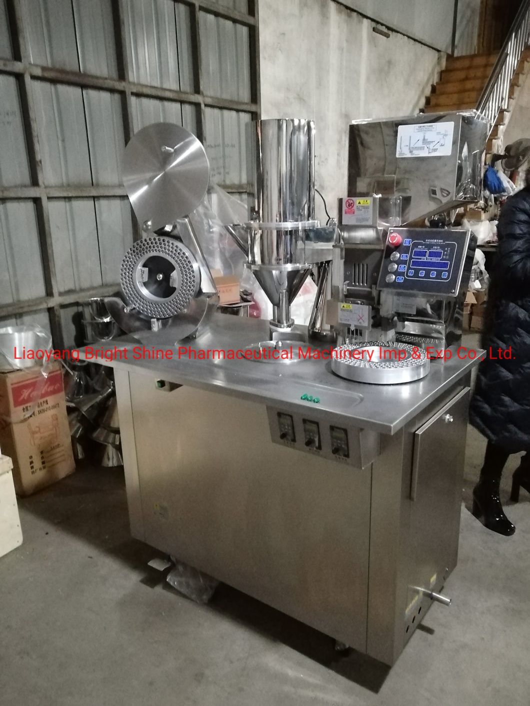 запечатывания порошковых капсул 380 В/220 В Полуавтоматическая машина для наполнения порошковых капсул 380 В/ 