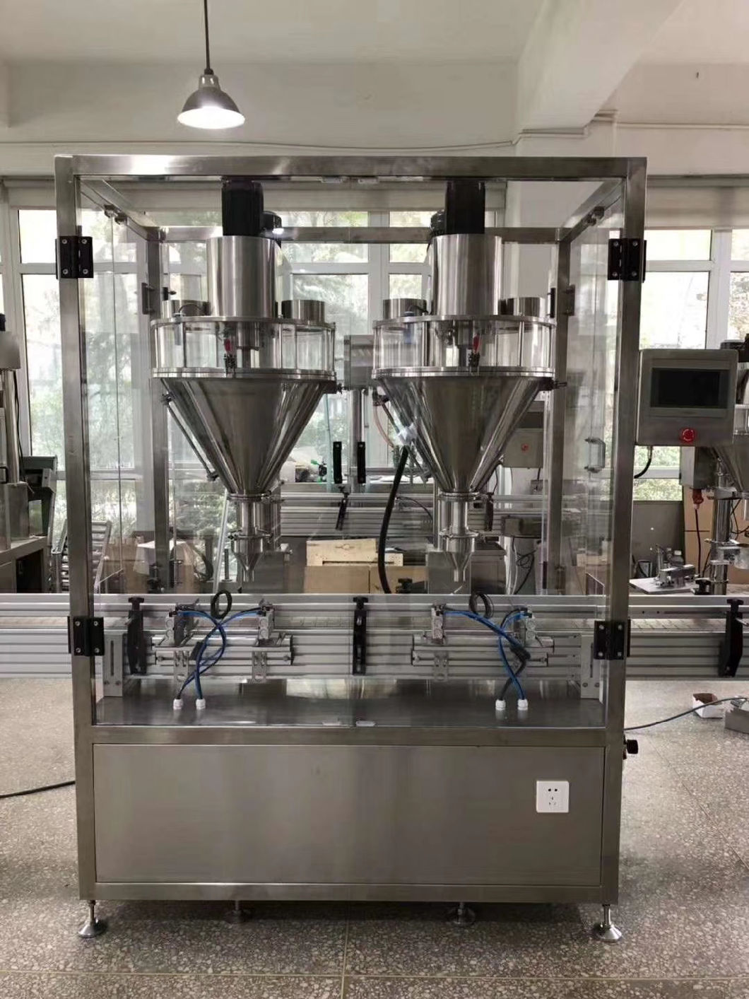 Автоматическая шнековая машина для наполнения бутылок порошком/машина для наполнения банок/машина для наполнения мешков с порошком (1 или 2 наполняющие головки) 