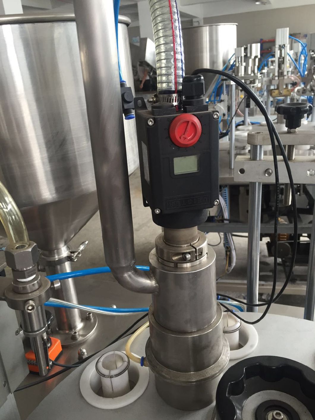 Полуавтоматическая/Зубная паста/ 